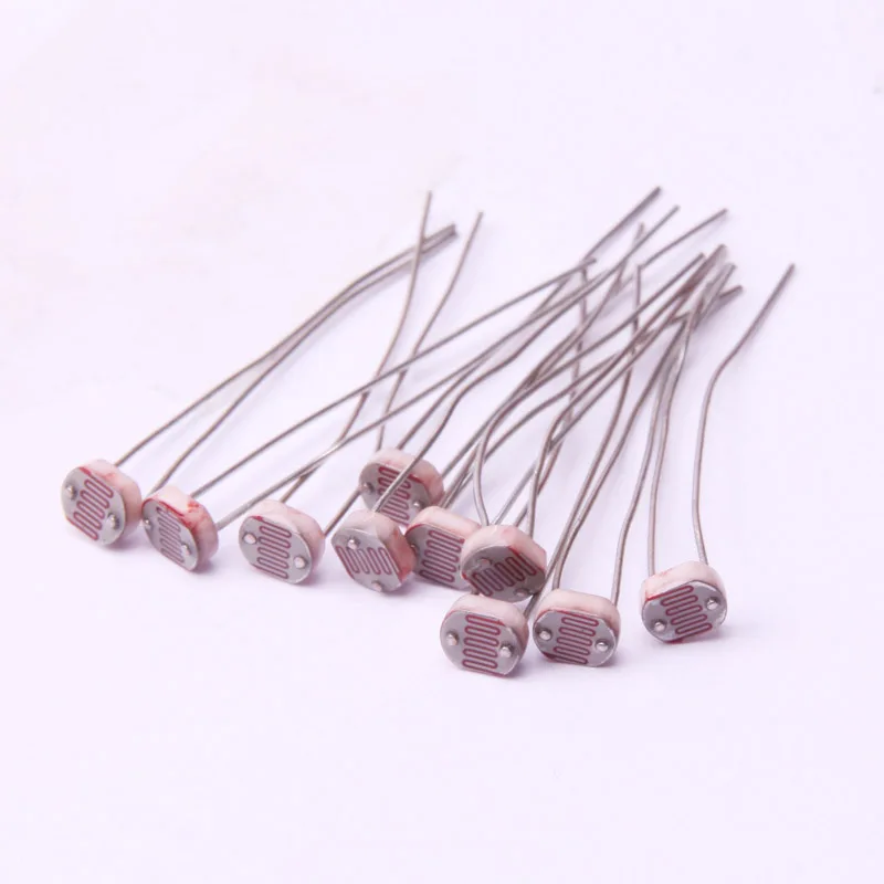 Glyduino 20PCS Photoresistor 5516 5MM GL5516 Photoelectric Switch Element Photo Detector Photosensitive Resistance Light Dependt
Glyduino 20PCS Photoresistor 5516 5MM GL5516 Photoelectric Switch Element Photo Detector Photosensitive Resistance Light Dependt