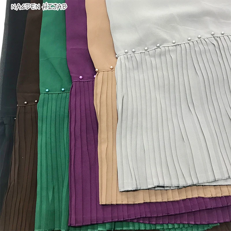 Plain wrinkle pearl hijab scarf pleated chiffon one side design scarves shawls Skirt hem Nail bead scarfa muslim headscarf
Plain wrinkle pearl hijab scarf pleated chiffon one side design scarves shawls Skirt hem Nail bead scarfa muslim headscarf