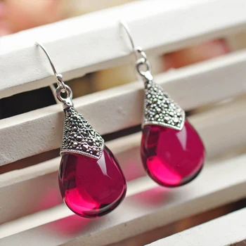 MetJakt Natural Corundum Water Drop Earrings with Zircon Solid 925 Sterling Silver Earring for Women Vintage Thai Silver Jewelry
MetJakt Natural Corundum Water Drop Earrings with Zircon Solid 925 Sterling Silver Earring for Women Vintage Thai Silver Jewelry