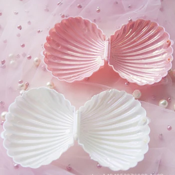Romantic Shell Shape Lovely Wedding Engagement Ring Box Necklace Bracelet Jewelry Display Gift Box Holder For Earrings
Romantic Shell Shape Lovely Wedding Engagement Ring Box Necklace Bracelet Jewelry Display Gift Box Holder For Earrings