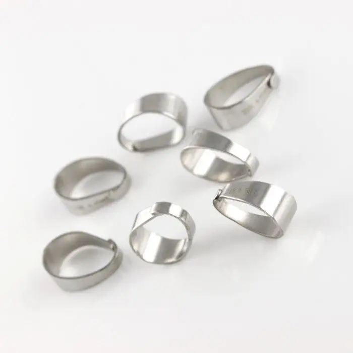 New Silver Stainless Steel Pendant Round Pinch Clip Clasp Bail Connector 13*5mm Jewelry Findings ,500pcs/lot
New Silver Stainless Steel Pendant Round Pinch Clip Clasp Bail Connector 13*5mm Jewelry Findings ,500pcs/lot