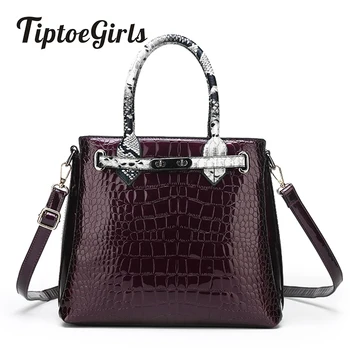 Crocodile Pattern Stitching Ladies Handbag New Fashion High Quality Casual Wild Shoulder Messenger Bag
Crocodile Pattern Stitching Ladies Handbag New Fashion High Quality Casual Wild Shoulder Messenger Bag
