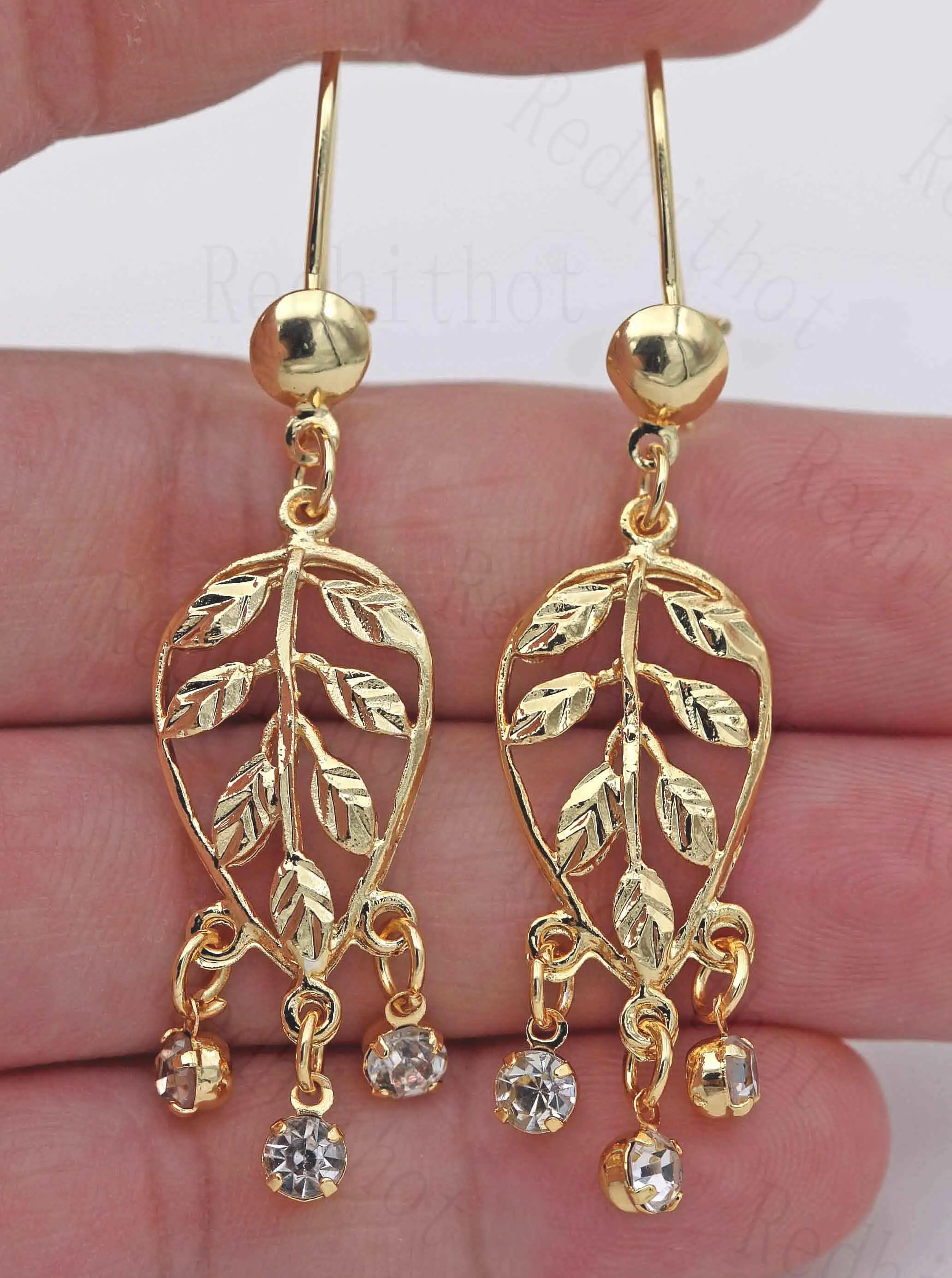 New Vintage Earrings for Women Golden Leaf Earrings with Zircon Long Tassel Drop Earring Fashion Jewelry for Wedding Anniversary
New Vintage Earrings for Women Golden Leaf Earrings with Zircon Long Tassel Drop Earring Fashion Jewelry for Wedding Anniversary
