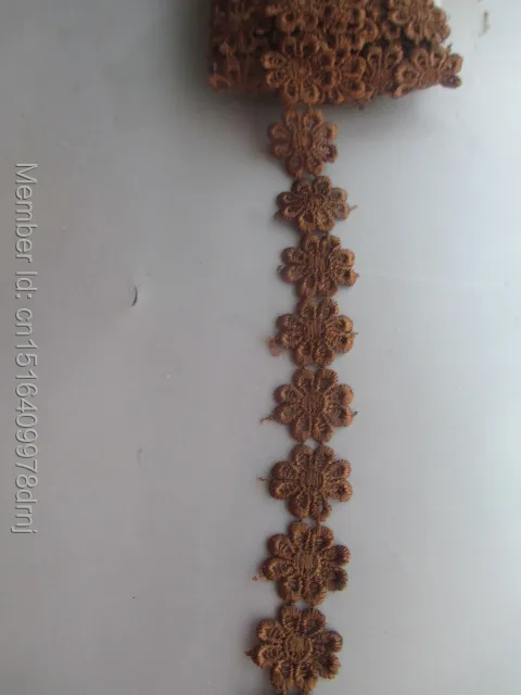 new 25mm wide and 2 yard sunflowers pattern brown lace embroidery lace DIY clothing accessories Ribbon lace
new 25mm wide and 2 yard sunflowers pattern brown lace embroidery lace DIY clothing accessories Ribbon lace