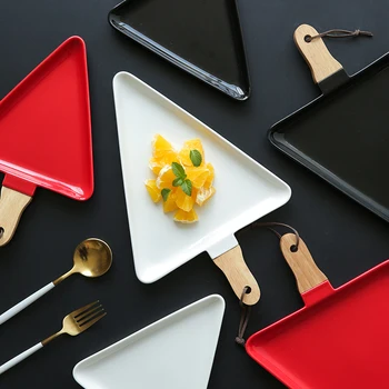 merry christmas gifts ceramic 6.5 inch plates Europe style tri-angle pigmented dishes red white black tree steak breakfast plate
merry christmas gifts ceramic 6.5 inch plates Europe style tri-angle pigmented dishes red white black tree steak breakfast plate