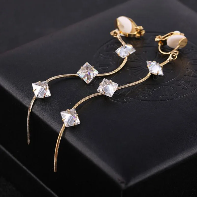 Grace Jun Top Quality Gold Color Square AAA CZ Long Clip on Earrings Without Piercing for Women Party Charm Ear Clip HOT SALE
Grace Jun Top Quality Gold Color Square AAA CZ Long Clip on Earrings Without Piercing for Women Party Charm Ear Clip HOT SALE