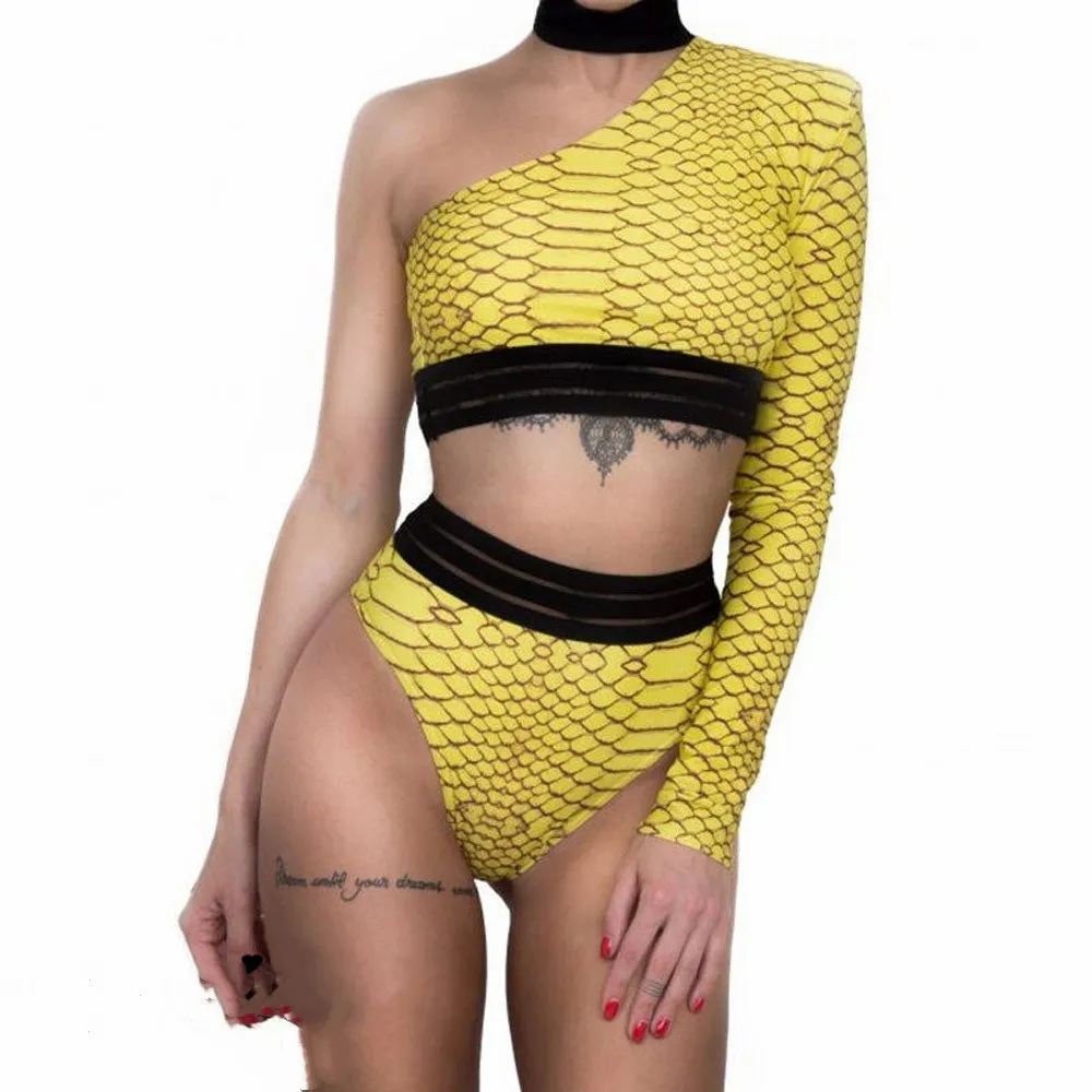 Sexy Swimwear Women Bikini Set One Shoulder Push-Up Bandage Swimsuit Chocker Long Sleeve Beachwear Swimwears Bathing Suit
Sexy Swimwear Women Bikini Set One Shoulder Push-Up Bandage Swimsuit Chocker Long Sleeve Beachwear Swimwears Bathing Suit