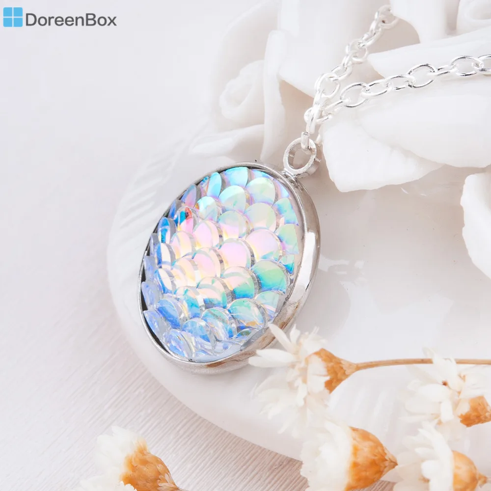 Doreen Box Resin Mermaid Dragon Scale Cabochon Pendant Necklace Round Link Cable Chain Antique Silver White AB Color 49cm,1 PC
Doreen Box Resin Mermaid Dragon Scale Cabochon Pendant Necklace Round Link Cable Chain Antique Silver White AB Color 49cm,1 PC