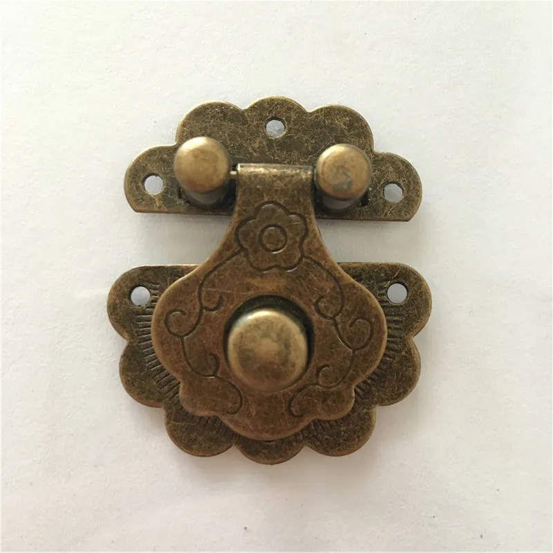 Iron Buckle Hasp Hasp Wooden Wine Box With Lock Buckle Antique Padlock Hardware,36*40mm
Iron Buckle Hasp Hasp Wooden Wine Box With Lock Buckle Antique Padlock Hardware,36*40mm
