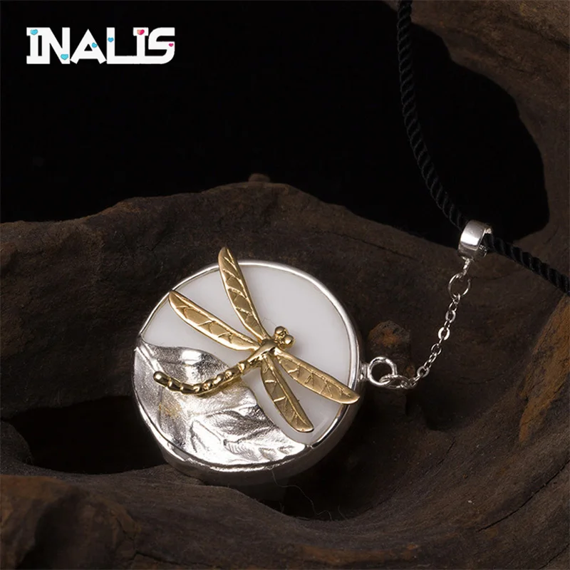 INALIS New Statement Vintage Necklace S925 Sterling Silver White Porcelain with Dragonfly Leaf Round Pendant for Women Jewelry
INALIS New Statement Vintage Necklace S925 Sterling Silver White Porcelain with Dragonfly Leaf Round Pendant for Women Jewelry