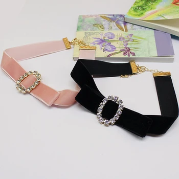

Velvet Ribbon Bowknot Choker Crystal Rhinestone Oval Charm Short Collar Necklace for Women Fashion Jewelry Pink/Black/Burgundy