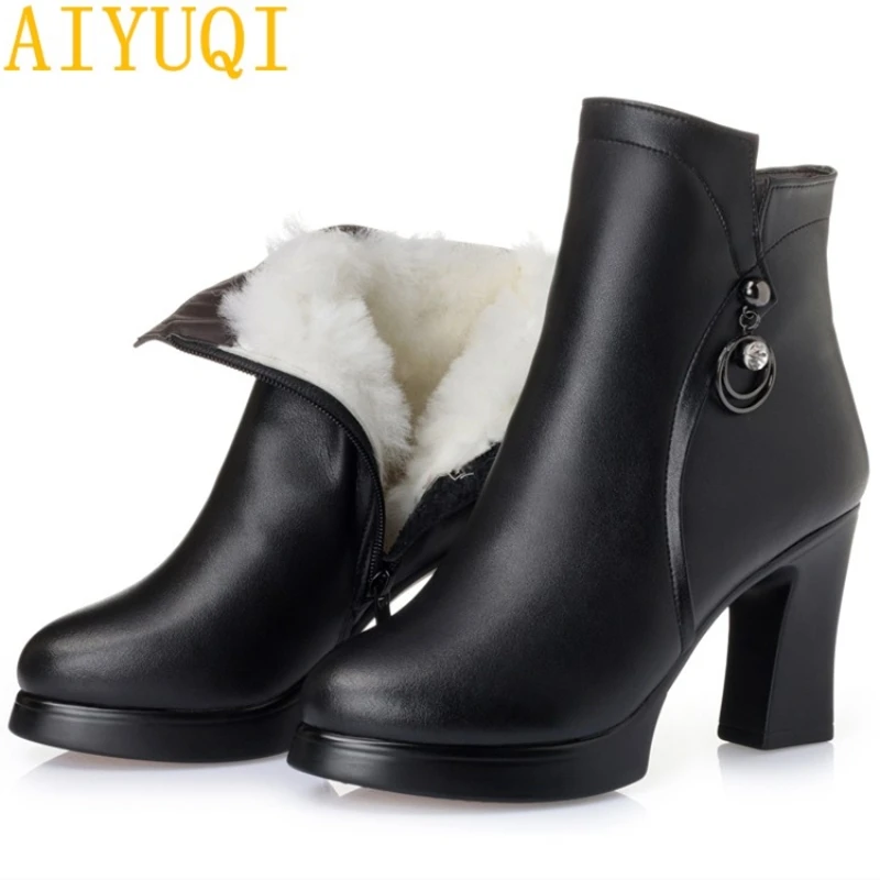 AIYUQI 2019 new genuine leather women's snow boots. warm wool fashion red Martin boots. female size 41 42 43 wedding boot women
AIYUQI 2019 new genuine leather women's snow boots. warm wool fashion red Martin boots. female size 41 42 43 wedding boot women