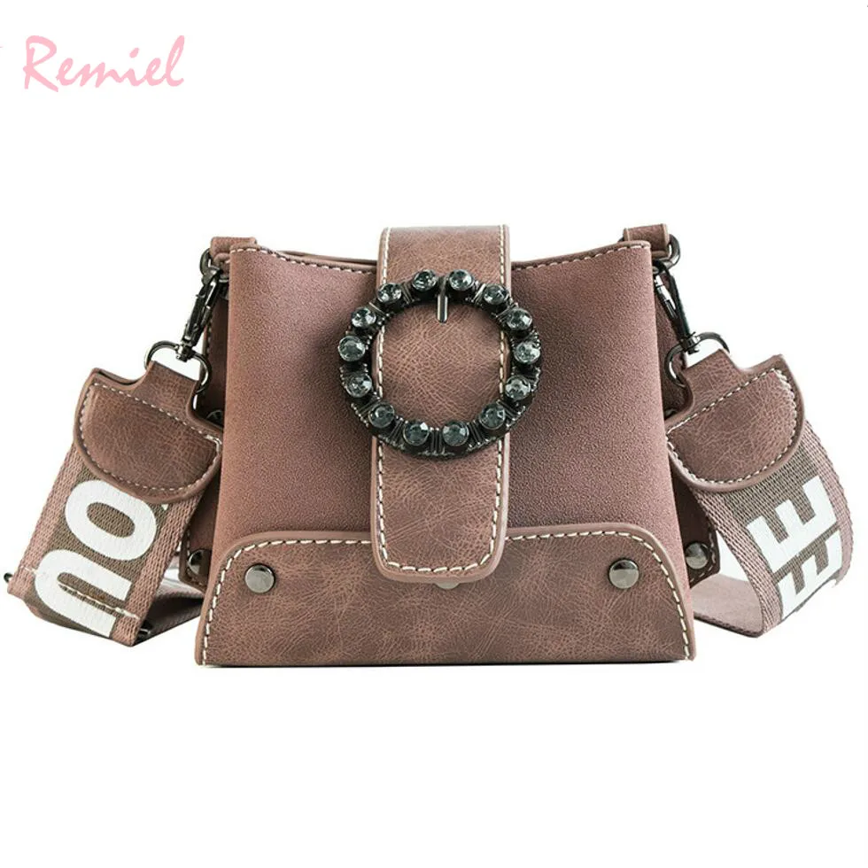 Women's Designer Handbag 2018 Korean version Fashion New Quality Matte PU Leather Women bag Diamond Rivet Shoulder Messenger Bag
Women's Designer Handbag 2018 Korean version Fashion New Quality Matte PU Leather Women bag Diamond Rivet Shoulder Messenger Bag