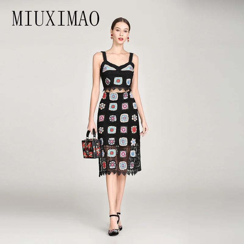 High Quality 2019 Spring & Summer Arrival Fashion Suit Sets 2 Piece O-Neck Sleeveless Hollow Out Lace Floral Women's Suit Women
High Quality 2019 Spring & Summer Arrival Fashion Suit Sets 2 Piece O-Neck Sleeveless Hollow Out Lace Floral Women's Suit Women