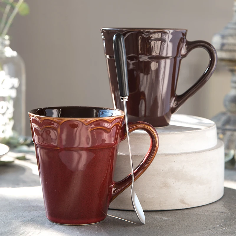 Cup ceramic creative European mugs simple coffee cups with spoon cups antique drinking cups
Cup ceramic creative European mugs simple coffee cups with spoon cups antique drinking cups