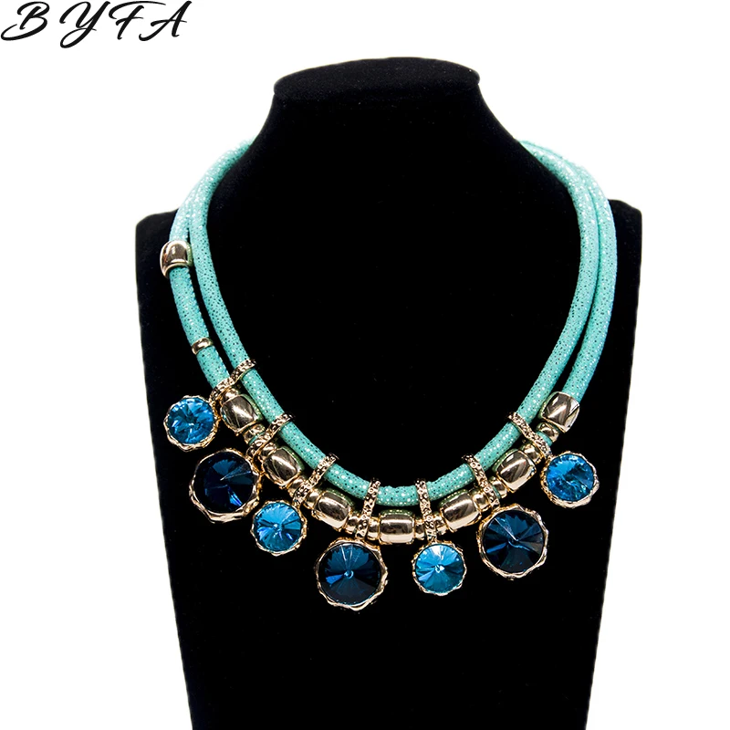 1pc New Sell Fashion Retro Style Colorful Crystal Gem Rhinestone Flower Choker Necklace Statement Jewelry Women Luxury Collares
1pc New Sell Fashion Retro Style Colorful Crystal Gem Rhinestone Flower Choker Necklace Statement Jewelry Women Luxury Collares