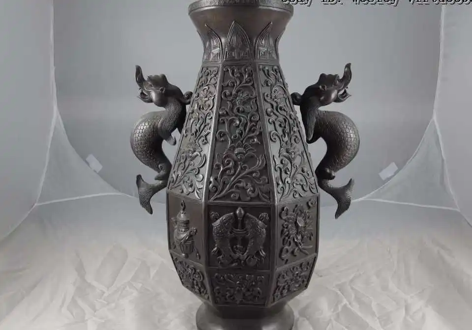 Palace Royal Pure Copper Bronze Eight treasures Dragon Ears Jar Bottle pot Vase
Palace Royal Pure Copper Bronze Eight treasures Dragon Ears Jar Bottle pot Vase