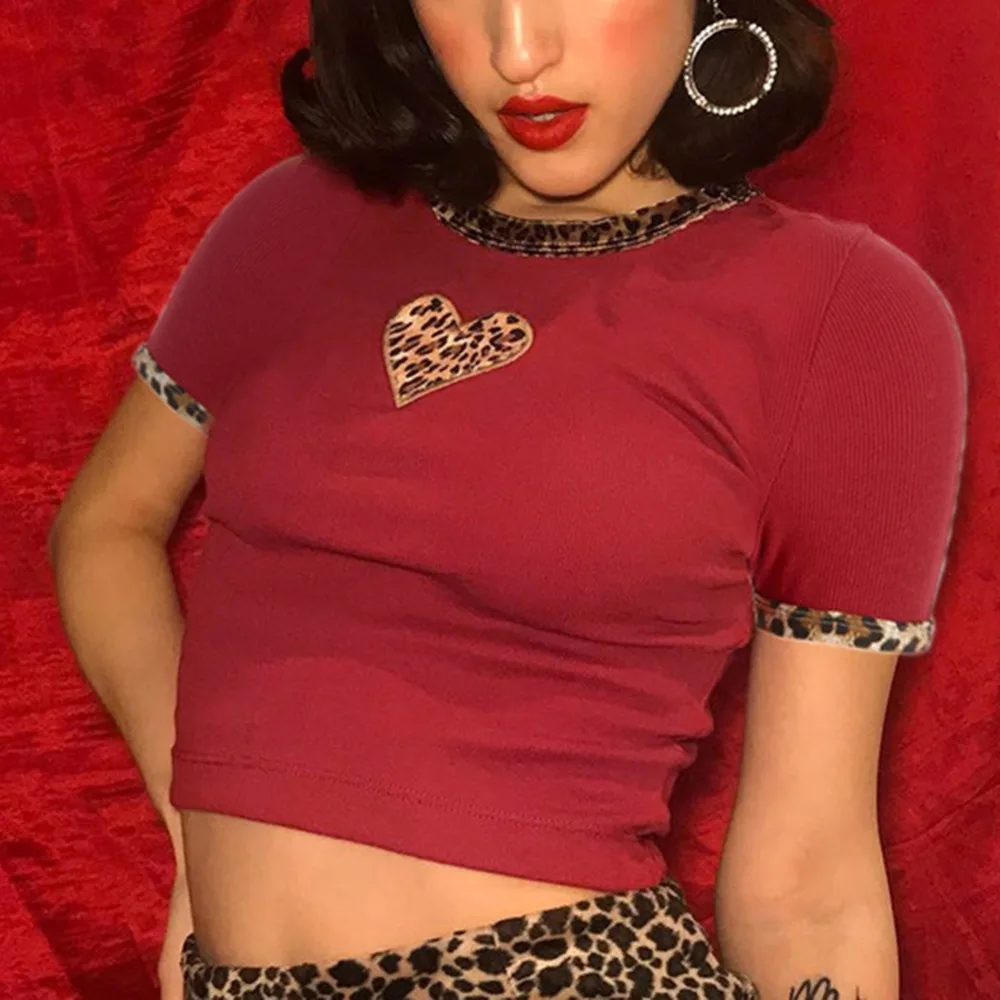 Women Cropped Leopard Patchwork t shirt 2019 Summer Sexy tee shirt femme Causual Short Sleeve Crop Top Fashion Girls T Shirt
Women Cropped Leopard Patchwork t shirt 2019 Summer Sexy tee shirt femme Causual Short Sleeve Crop Top Fashion Girls T Shirt