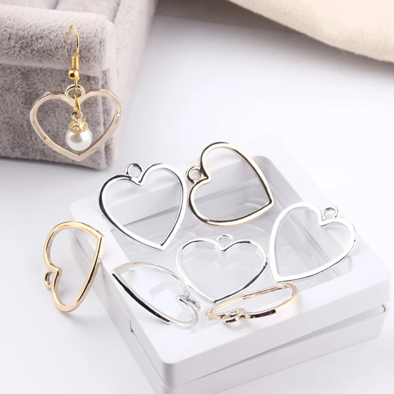 10 pcs/pack Hollow Heart Circles Charms Gold-colour Silver-colour Alloy Accessories Charms DIY Handmade Jewelry Pendant
10 pcs/pack Hollow Heart Circles Charms Gold-colour Silver-colour Alloy Accessories Charms DIY Handmade Jewelry Pendant