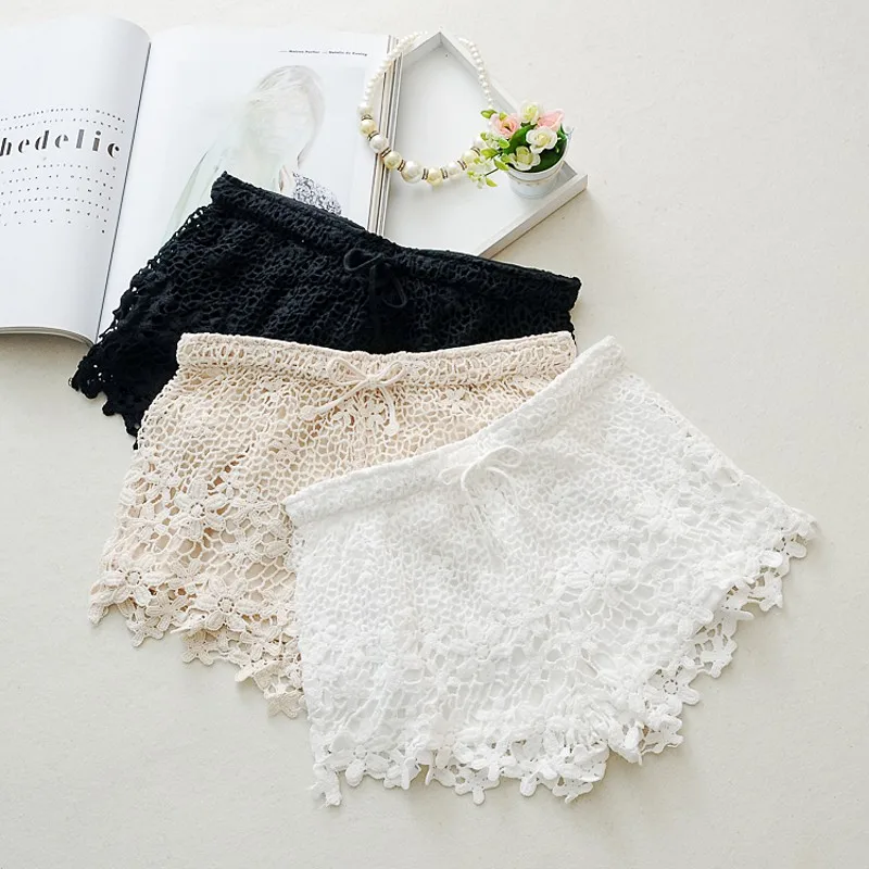 2018 New Summer Women Lace Shorts crochet white color female fringed edge Fashion shorts beautiful shorts
2018 New Summer Women Lace Shorts crochet white color female fringed edge Fashion shorts beautiful shorts