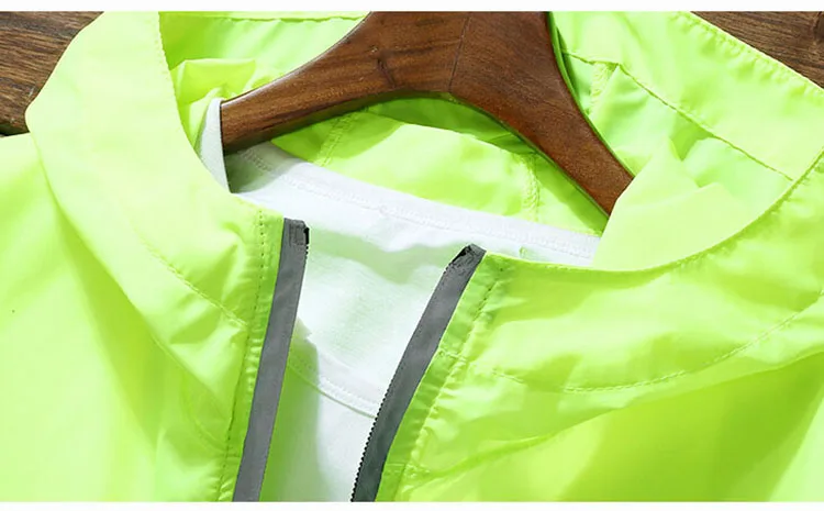 Aolamegs Men Sunscreen Jackets Hooded Thin Coat Zipper Reflective Jacket Quick dry Windbreaker Outwear Large Size 5XL 6XL 7XL (13)
