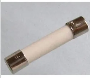 6 * 326 * 30 explosion-proof ceramic fuse 6.35 * 32 250V 20A 30A10A15A and other current
6 * 326 * 30 explosion-proof ceramic fuse 6.35 * 32 250V 20A 30A10A15A and other current