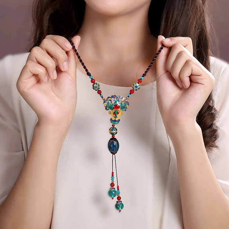 Necklace national wind sweater chain long ornaments clothing pendant accessories cloisonne chain children
Necklace national wind sweater chain long ornaments clothing pendant accessories cloisonne chain children