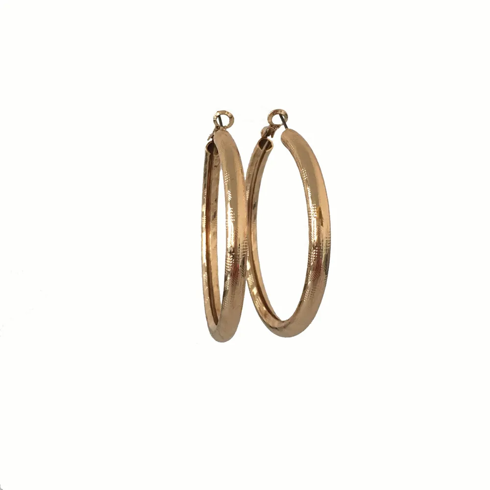 CASUAL WOMEN EARRINGS GOLD COLOR PLATING TEXTURED MEDIUM SIZE HOOP EARRINGS
CASUAL WOMEN EARRINGS GOLD COLOR PLATING TEXTURED MEDIUM SIZE HOOP EARRINGS