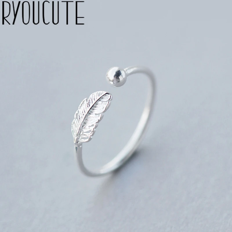RYOUCUTE 100% Real 925 Sterling Silver Jewelry Fashion Feather Ball Beads Rings for Women Bijoux Statement Antique Ring Anillos
RYOUCUTE 100% Real 925 Sterling Silver Jewelry Fashion Feather Ball Beads Rings for Women Bijoux Statement Antique Ring Anillos