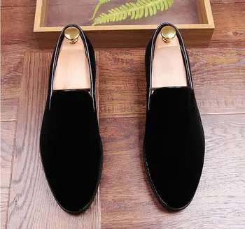 Promotion New spring Men Velvet Loafers Party wedding Shoes Europe Style red/black Velvet Slippers Driving moccasins AXX145
Promotion New spring Men Velvet Loafers Party wedding Shoes Europe Style red/black Velvet Slippers Driving moccasins AXX145