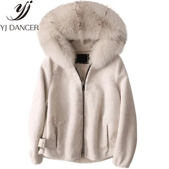 2018 Plus Size Ladies Winter Sheep Shearing Coats Women Real Fur Coat New Fashion Natural Fox Fur Collar Hood Short Wool Jacket
2018 Plus Size Ladies Winter Sheep Shearing Coats Women Real Fur Coat New Fashion Natural Fox Fur Collar Hood Short Wool Jacket