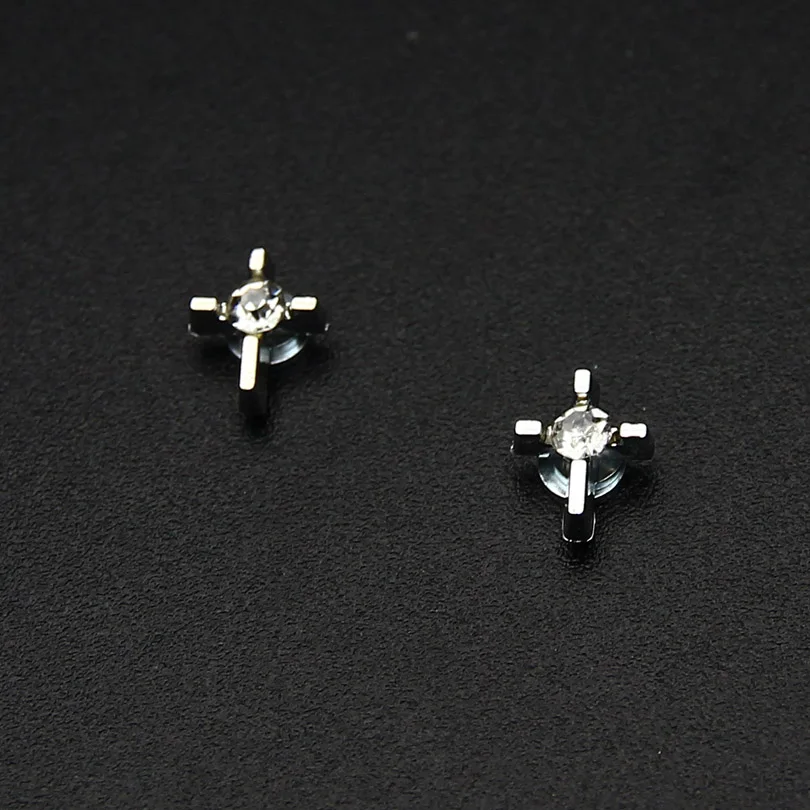 ZLDYOU Fashion Round Black White Zircon Cross Zinc Alloy Magnetic Earrings Magnet Magic Crystal Stud Earrings Jewelry
ZLDYOU Fashion Round Black White Zircon Cross Zinc Alloy Magnetic Earrings Magnet Magic Crystal Stud Earrings Jewelry
