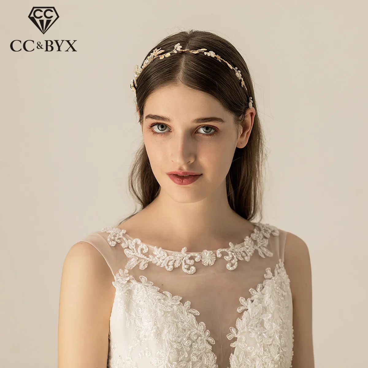 CC Hairbands Headbands Crown Vintage Style Party Beach Wedding Hair Accessories For Bridal Bridesmaids Girls Gifts Crystal O526
CC Hairbands Headbands Crown Vintage Style Party Beach Wedding Hair Accessories For Bridal Bridesmaids Girls Gifts Crystal O526