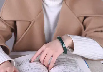 hetian nephrite Jade Square bracelet wide-edged bracelet and nephrite bracelet Female Jewelry
hetian nephrite Jade Square bracelet wide-edged bracelet and nephrite bracelet Female Jewelry