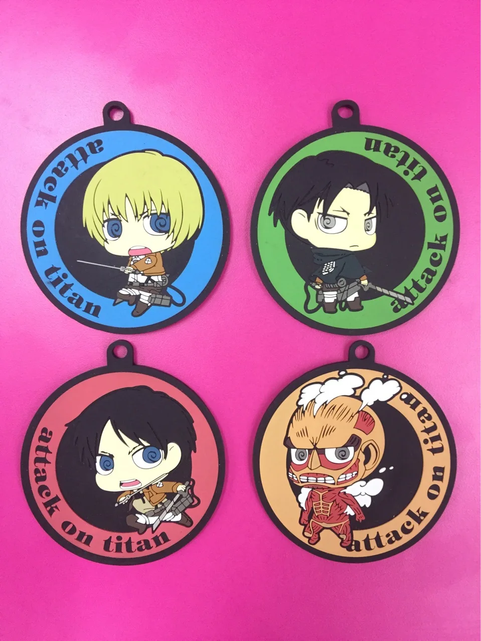 4pcs/lot Attack on Titan Anime keychain Krista Lenz Rivaille Eren Armin Sasha Mantra Rubber strap/phone charms
4pcs/lot Attack on Titan Anime keychain Krista Lenz Rivaille Eren Armin Sasha Mantra Rubber strap/phone charms