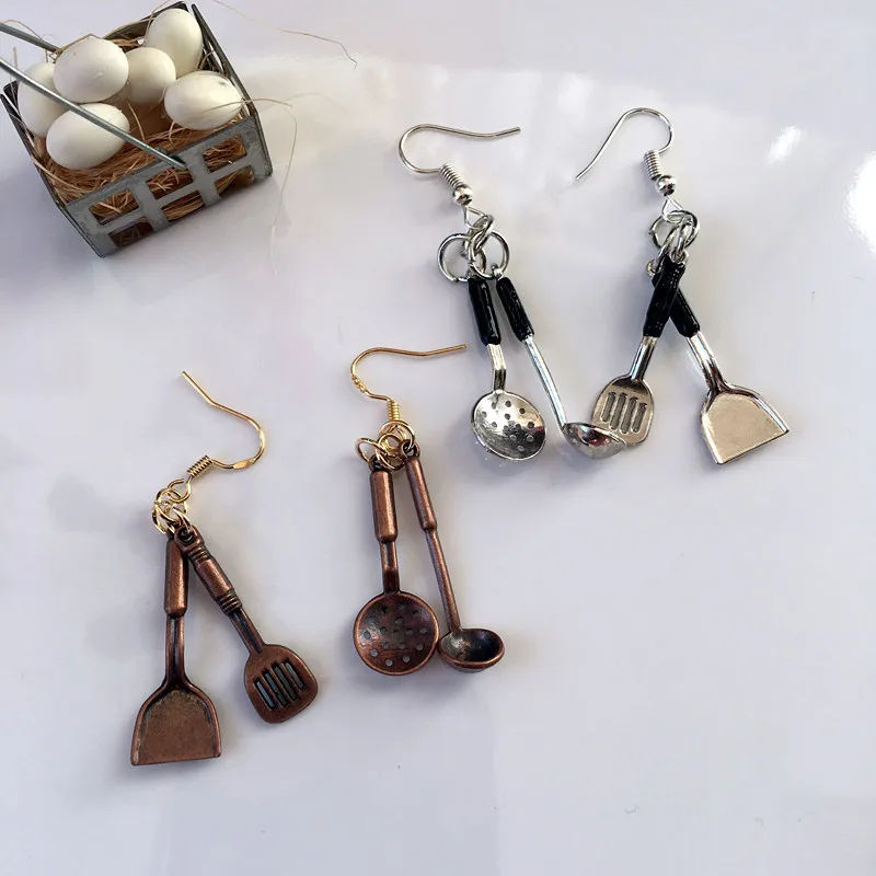 Mini Spatula Spoon Drop Earrings for Women Fashion Accessories Girl DIY Handmade Unique Personality Dangle Earrings Jewelry Gift
Mini Spatula Spoon Drop Earrings for Women Fashion Accessories Girl DIY Handmade Unique Personality Dangle Earrings Jewelry Gift