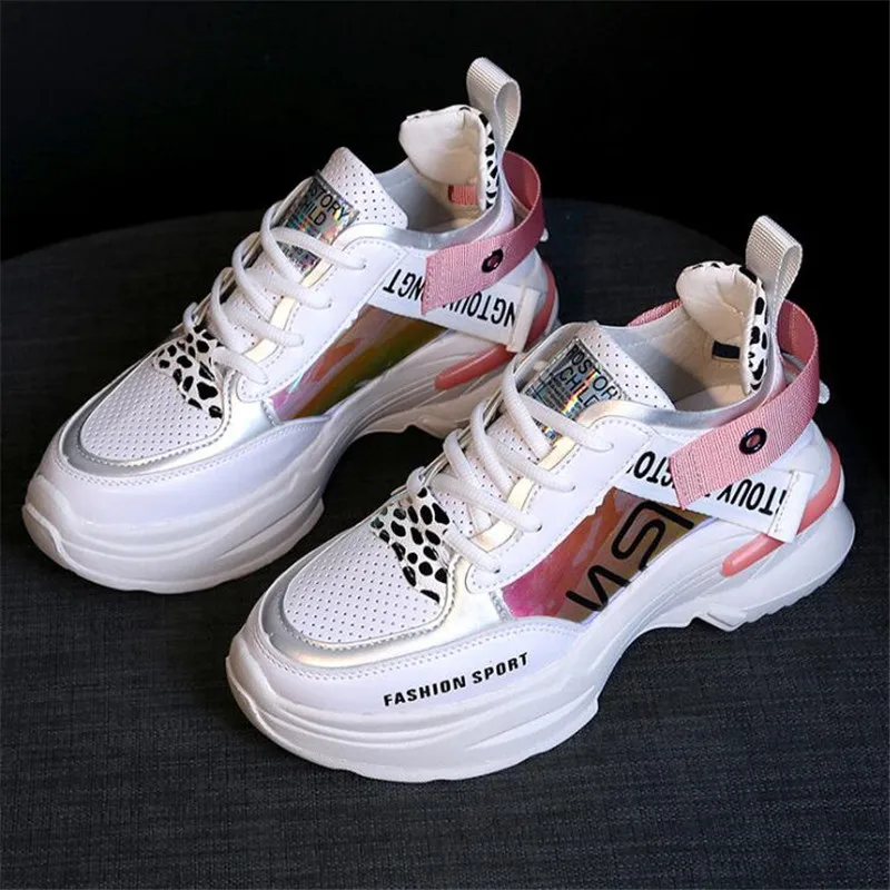 Women Sneakers summer Fashion Casual Shoes Woman Comfortable Breathable Flats Female Platform Sneakers Chaussure Femme
Women Sneakers summer Fashion Casual Shoes Woman Comfortable Breathable Flats Female Platform Sneakers Chaussure Femme