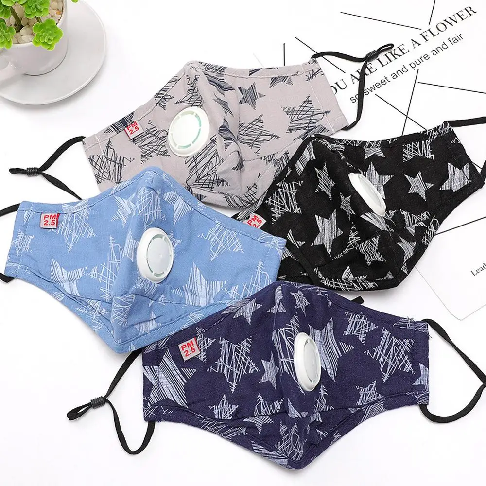 Anti Haze PM2.5 Mask Men Women Breath valve anti-dust Cotton mouth mask Activated carbon filter respirator Mouth-muffle mask
Anti Haze PM2.5 Mask Men Women Breath valve anti-dust Cotton mouth mask Activated carbon filter respirator Mouth-muffle mask