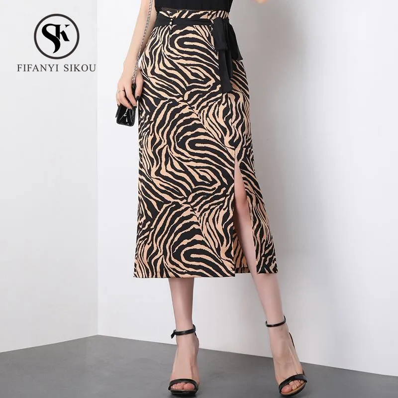 2019 Summer Women High waist Skirts Fashion Tiger Stripes Lace-Up Split Long Skirt women Loose Plus size Elegant Chiffon Skirt
2019 Summer Women High waist Skirts Fashion Tiger Stripes Lace-Up Split Long Skirt women Loose Plus size Elegant Chiffon Skirt