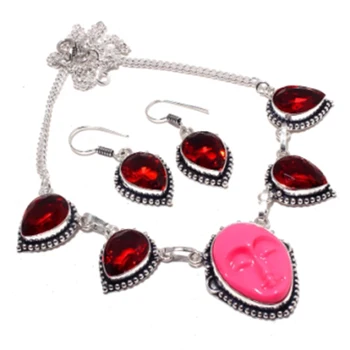 Cameo Lady Face,Garnets Necklace + Earings Silver Overlay over Copper, 46.5 cm , N3944
Cameo Lady Face,Garnets Necklace + Earings Silver Overlay over Copper, 46.5 cm , N3944