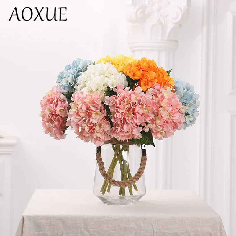 Simulation of silk flower single French hydrangea home living room hotel garden wedding decoration fake flower artificial plant
Simulation of silk flower single French hydrangea home living room hotel garden wedding decoration fake flower artificial plant