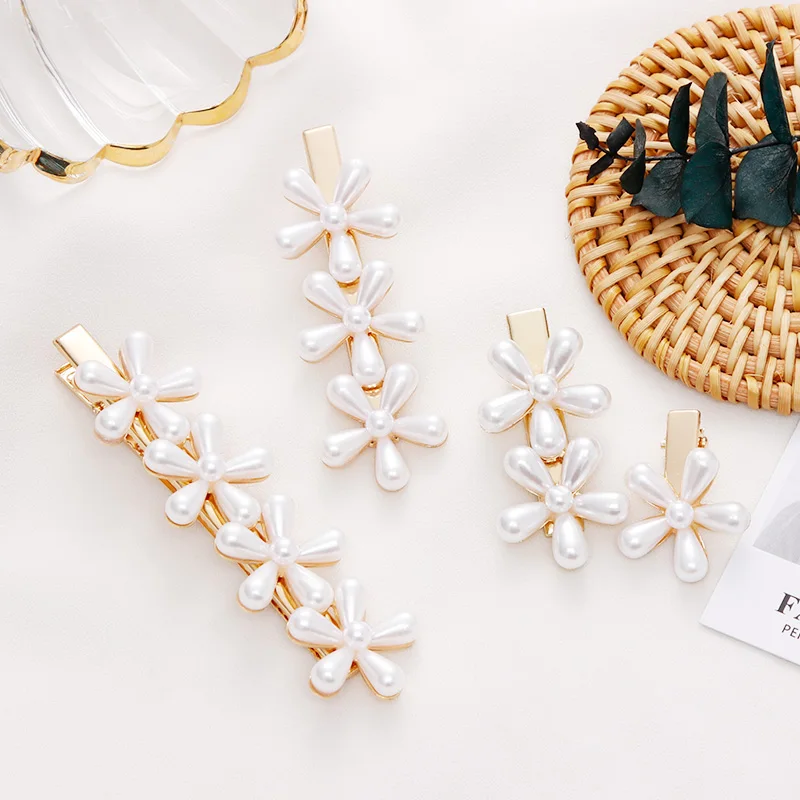 1PC Ins New Women Elegant Flower Shape Pearls Alloy Hairpins Sweet Hair Clips Barrettes Headband Fashion Hair Accessories
1PC Ins New Women Elegant Flower Shape Pearls Alloy Hairpins Sweet Hair Clips Barrettes Headband Fashion Hair Accessories