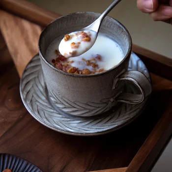 200ml Japanese-style Mug with Saucer Ceramic Pottery Mugs Office Master Coffee Breakfast Milk Cup Flower Tea Cups Drinkware Art
200ml Japanese-style Mug with Saucer Ceramic Pottery Mugs Office Master Coffee Breakfast Milk Cup Flower Tea Cups Drinkware Art