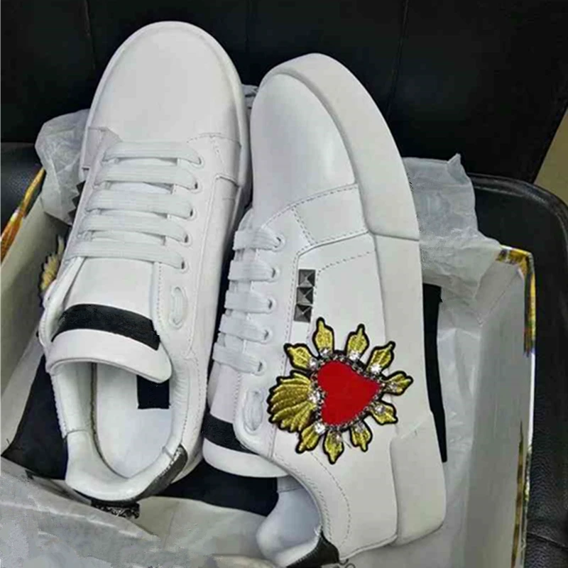 Genuine Leather Embroidery Rviets Women Sneaker Fashion White Shoes Women Round Toe Lace up Casual Shoes Creepers Platform Shoes
Genuine Leather Embroidery Rviets Women Sneaker Fashion White Shoes Women Round Toe Lace up Casual Shoes Creepers Platform Shoes