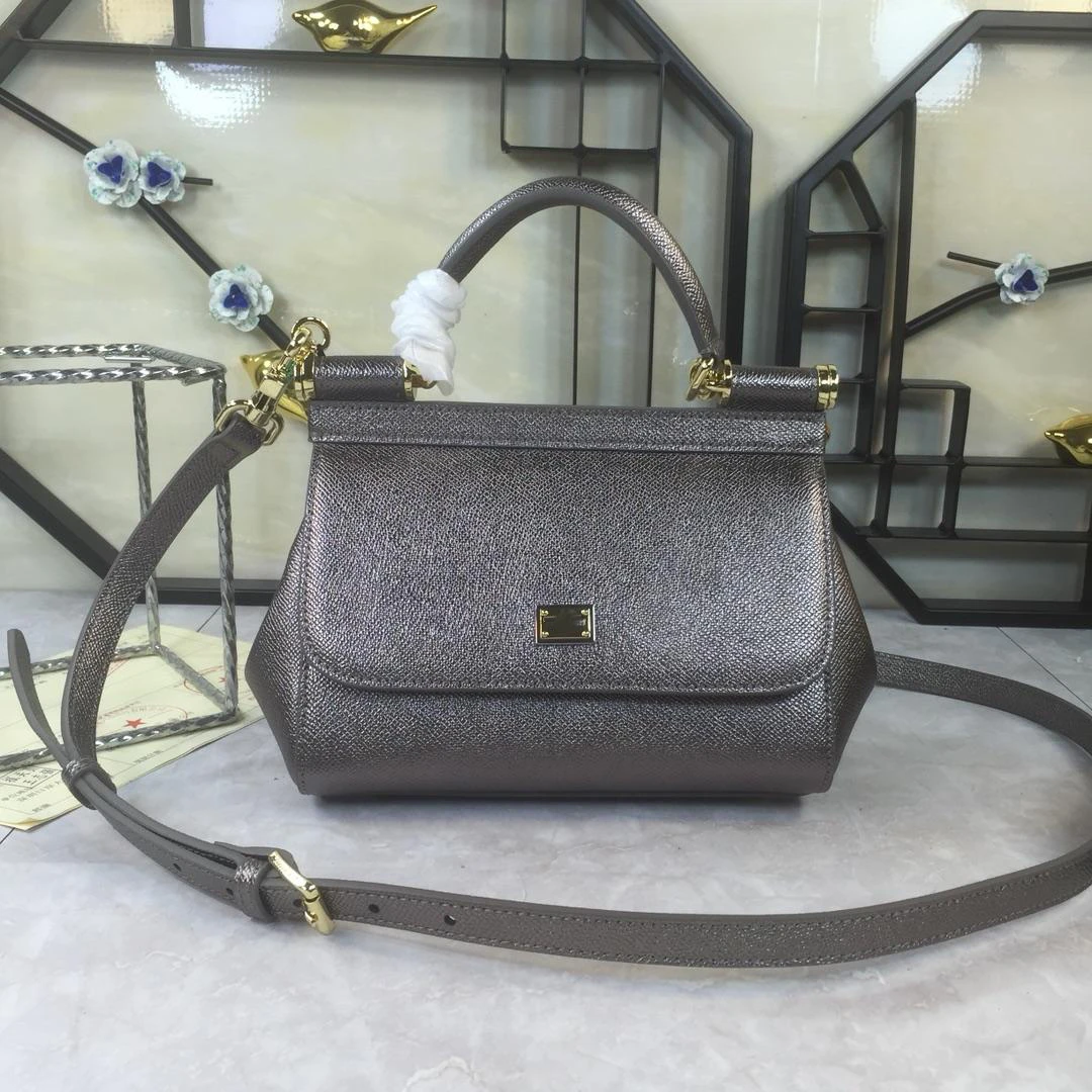 2019NEW Custom Clutch Luxury Handbags Women Bags Designer Real Leather Cowhide TOP Fashion Brand Small Purse Ladies Shoulder Bag
2019NEW Custom Clutch Luxury Handbags Women Bags Designer Real Leather Cowhide TOP Fashion Brand Small Purse Ladies Shoulder Bag