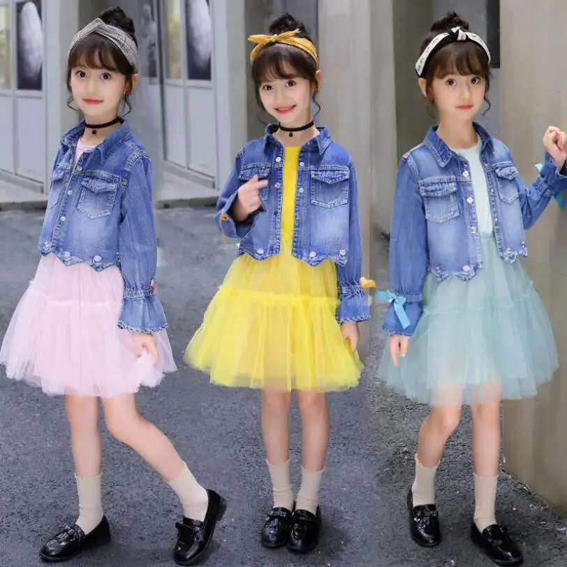 Kids Clothes Korean Version of The Girl's Spring and Autumn Fashion Denim Jacket with Trend Mesh Gauze Skirt Two-piece
Kids Clothes Korean Version of The Girl's Spring and Autumn Fashion Denim Jacket with Trend Mesh Gauze Skirt Two-piece