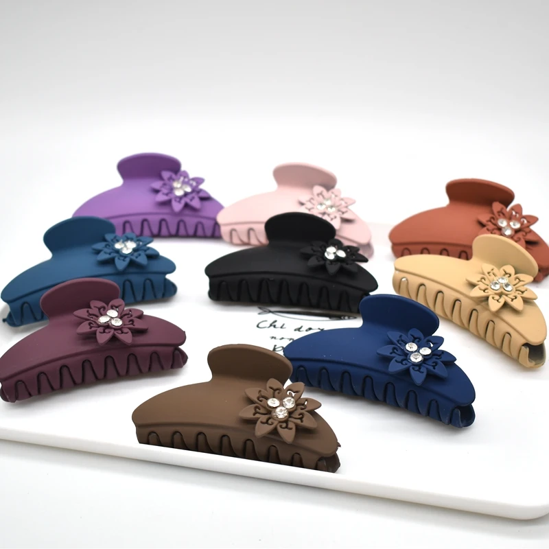 Fashion Simple Big Hair Claw Clips For Women Coiled hair Plastic Crab Ponytail Holder Beauty Salon Tools Hairdressing |