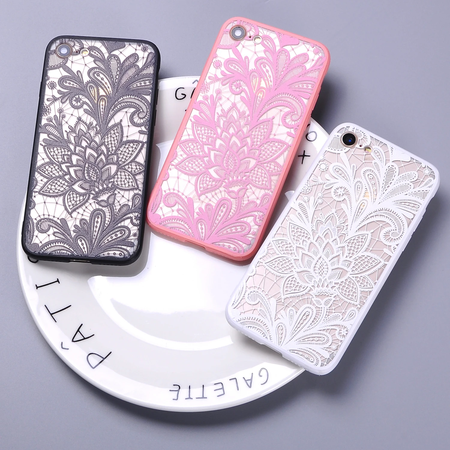 OLOEY Sexy Fashion Luxury Lace Floral Flower Mandala Wedding Dress Clear Phone Case Coque Fundas For iPhone 7 7Plus 6 6S XS Max
OLOEY Sexy Fashion Luxury Lace Floral Flower Mandala Wedding Dress Clear Phone Case Coque Fundas For iPhone 7 7Plus 6 6S XS Max