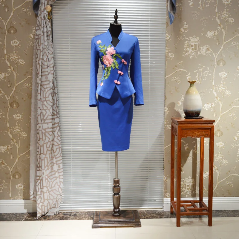 High End New Designer Blazers Suit Handmade Office Lady Skirt Suits with Embroidery Vintage Female Suits
High End New Designer Blazers Suit Handmade Office Lady Skirt Suits with Embroidery Vintage Female Suits