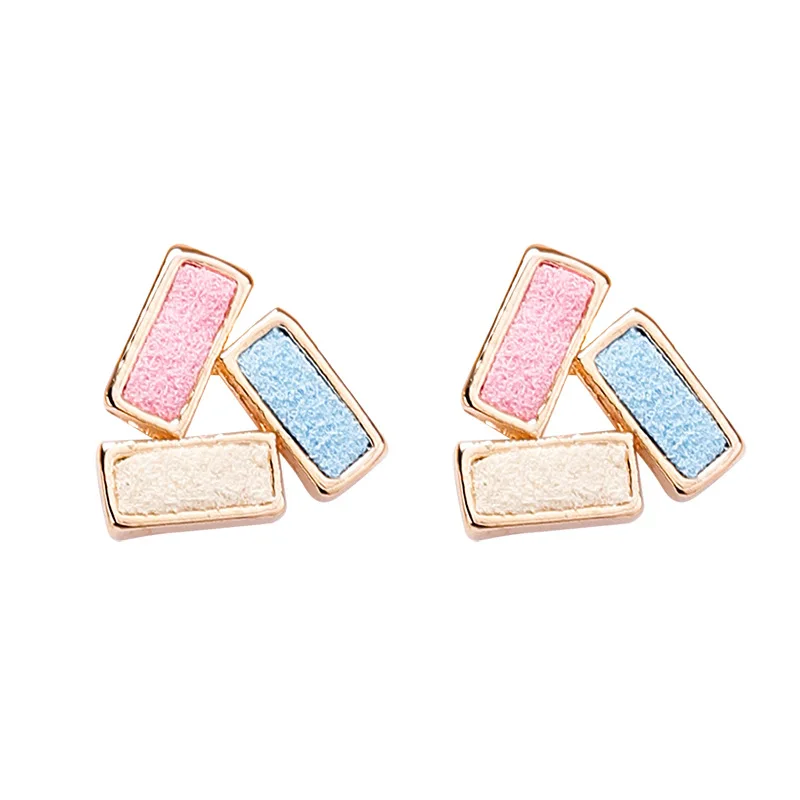 Cute Korean Earrings 3 Color Rectangular Stud Earrings for Women Pink Blue Color Candy Earings Triangle Jewelry Gift Accessories
Cute Korean Earrings 3 Color Rectangular Stud Earrings for Women Pink Blue Color Candy Earings Triangle Jewelry Gift Accessories